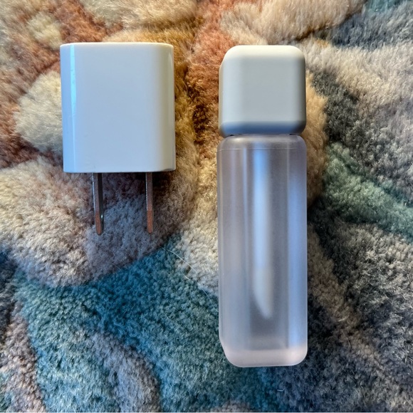 Empty Frosted Lip Gloss Tubes - Picture 4 of 5